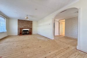 Living Room- click for photo gallery
